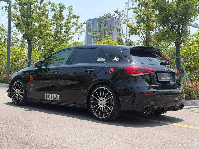 Mercedes-Benz Mercedes-AMG A-Class 2022 AMG A 35 4MATIC intérieur photo 14