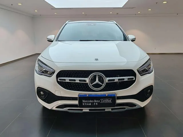 Mercedes-Benz GLA 2023 GLA 220 extérieur photo 3 Mercedes-Benz GLA 2023 GLA 220 extérieur photo 3