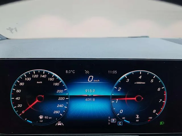 Mercedes-Benz GLA 2023 GLA 220 extérieur photo 8 Mercedes-Benz GLA 2023 GLA 220 extérieur photo 8