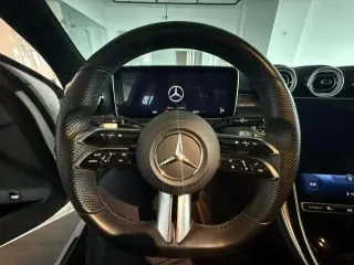 Mercedes-Benz C-Class 2022 C 260 L Versión deportiva interior foto 8 Mercedes-Benz C-Class 2022 C 260 L Versión deportiva interior foto 8