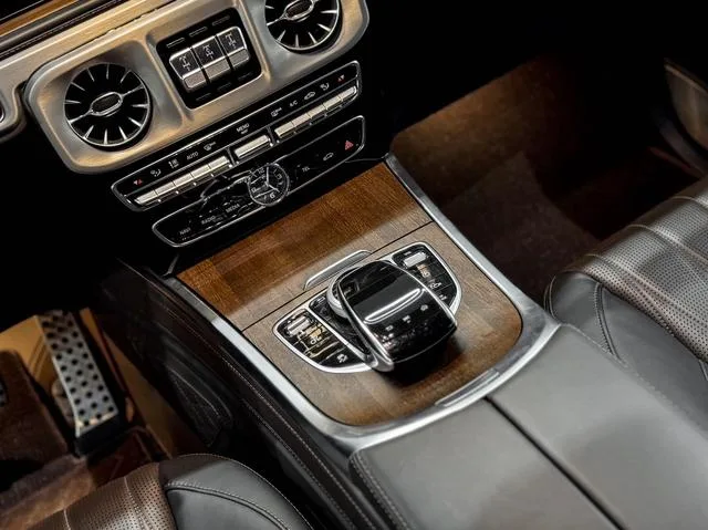 Mercedes-Benz G-Class 2023 G 500 interior photo 8 Mercedes-Benz G-Class 2023 G 500 interior photo 8