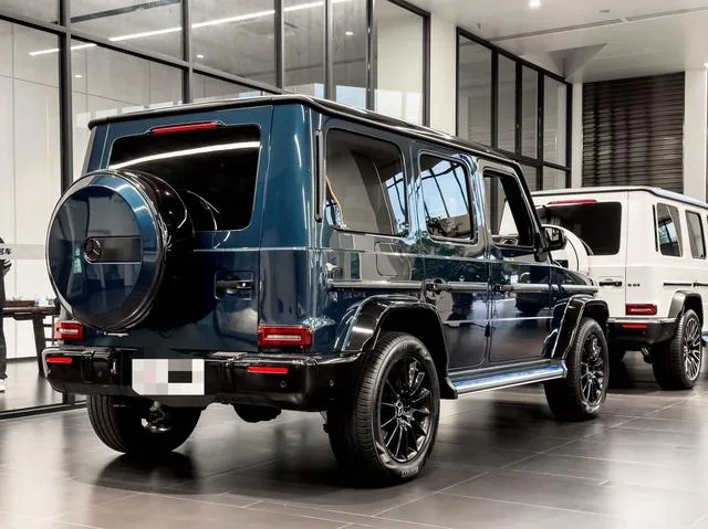 Mercedes-Benz G-Class 2023 G 500 interior photo 11 Mercedes-Benz G-Class 2023 G 500 interior photo 11