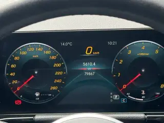 Mercedes-Benz GLA 2022 GLA 200 interior photo 13 Mercedes-Benz GLA 2022 GLA 200 interior photo 13
