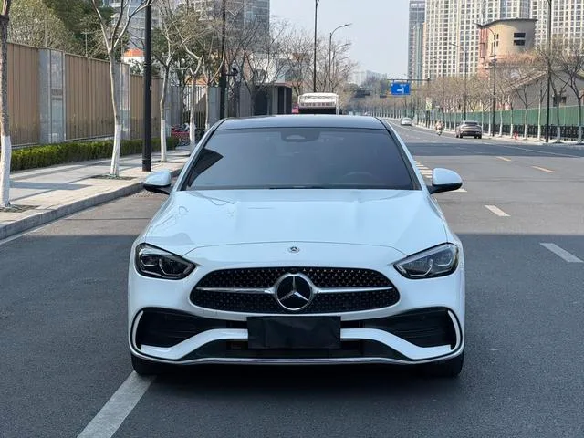 Mercedes-Benz C-Class 2023 C 260 L Sports version exterior photo 2 Mercedes-Benz C-Class 2023 C 260 L Sports version exterior photo 2