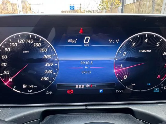Mercedes-Benz C-Class 2023 C 260 L Sports version exterior photo 10 Mercedes-Benz C-Class 2023 C 260 L Sports version exterior photo 10