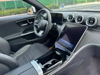 Mercedes-Benz C-Class 2023 C 260 L Sports version interior photo 14 Mercedes-Benz C-Class 2023 C 260 L Sports version interior photo 14