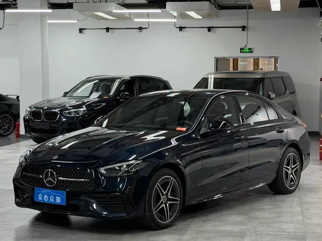 Mercedes-Benz C-Class 2023 C 260 L Hao Night Sports Edition exterior photo 1 Mercedes-Benz C-Class 2023 C 260 L Hao Night Sports Edition exterior photo 1