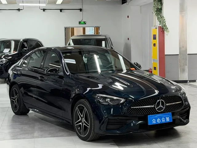 Mercedes-Benz C-Class 2023 C 260 L Hao Night Sports Edition exterior photo 3 Mercedes-Benz C-Class 2023 C 260 L Hao Night Sports Edition exterior photo 3