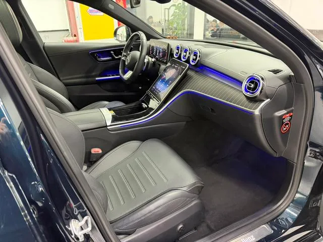 Mercedes-Benz C-Class 2023 C 260 L Hao Night Sports Edition interior photo 13 Mercedes-Benz C-Class 2023 C 260 L Hao Night Sports Edition interior photo 13
