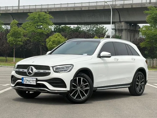 Mercedes-Benz GLC 2022 Restyling GLC 260 L 4MATIC Luxury type exterior photo 1 Mercedes-Benz GLC 2022 Restyling GLC 260 L 4MATIC Luxury type exterior photo 1