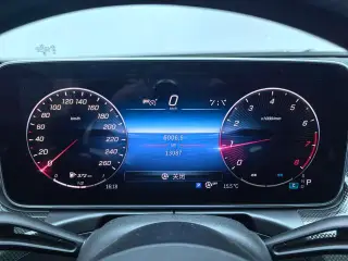 Mercedes-Benz C-Class 2024 C 260 L Version sportive extérieur photo 8 Mercedes-Benz C-Class 2024 C 260 L Version sportive extérieur photo 8