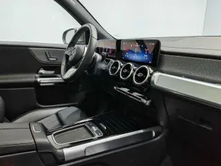 Mercedes-Benz GLB 2024 GLB 200 Fashionable interior photo 15 Mercedes-Benz GLB 2024 GLB 200 Fashionable interior photo 15