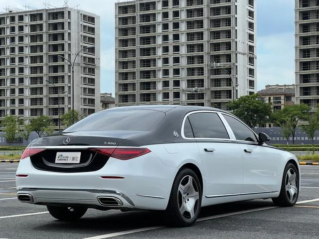 Mercedes-Benz Mercedes-Maybach S-Class 2025 S 480 4MATIC exterior foto 6 Mercedes-Benz Mercedes-Maybach S-Class 2025 S 480 4MATIC exterior foto 6