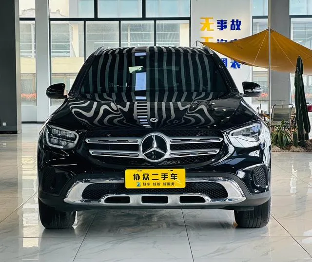 Mercedes-Benz GLC 2022 GLC 260 L 4MATIC Dynamic exterior photo 2 Mercedes-Benz GLC 2022 GLC 260 L 4MATIC Dynamic exterior photo 2
