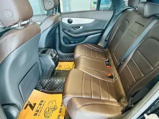 Mercedes-Benz GLC 2022 GLC 260 L 4MATIC Dynamic interior photo 14 Mercedes-Benz GLC 2022 GLC 260 L 4MATIC Dynamic interior photo 14