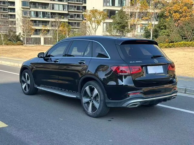 Mercedes-Benz GLC 2022 Reforma GLC 300 L 4MATIC Edición tibetana dinámica exterior foto 5