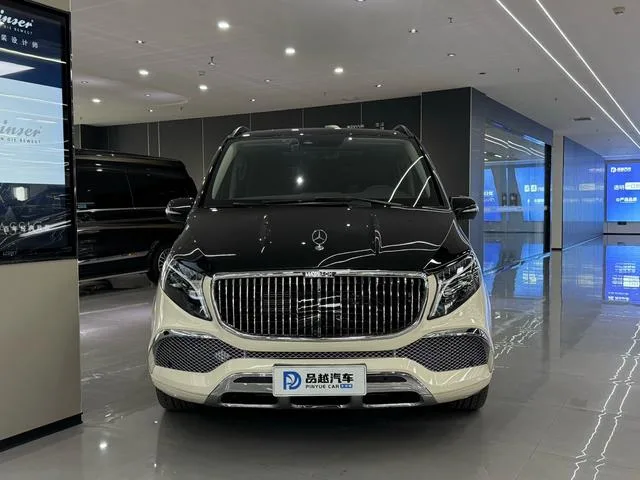 Mercedes-Benz V-Class 2022 V 260 L Empattement long version de luxe extérieur photo 2 Mercedes-Benz V-Class 2022 V 260 L Empattement long version de luxe extérieur photo 2