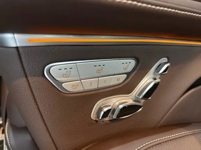 Mercedes-Benz V-Class 2022 V 260 L Empattement long version de luxe intérieur photo 16 Mercedes-Benz V-Class 2022 V 260 L Empattement long version de luxe intérieur photo 16