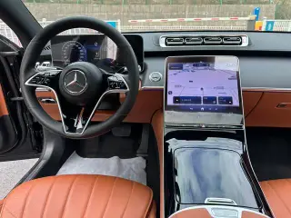 Mercedes-Benz S-Class 2022 S 400 L Tipo de negocio interior foto 11