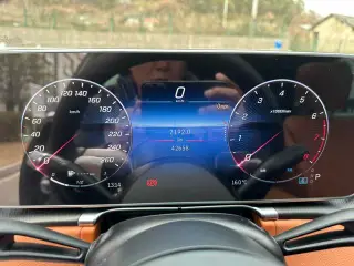 Mercedes-Benz S-Class 2022 S 400 L Tipo de negocio interior foto 14