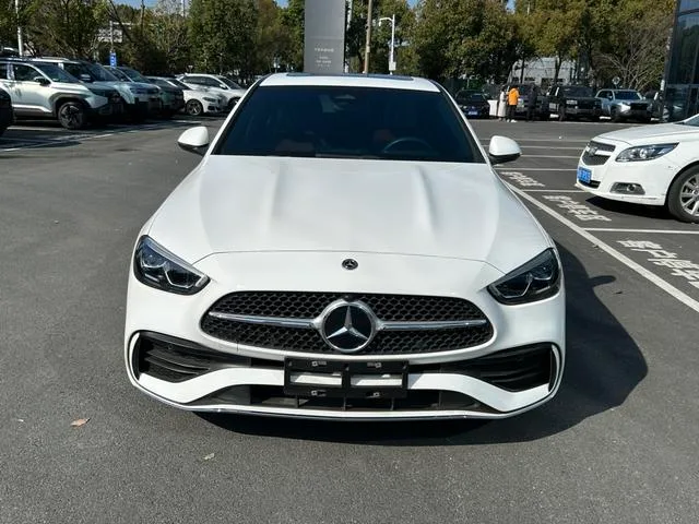 Mercedes-Benz C-Class 2023 C 200 L Sports version exterior photo 2 Mercedes-Benz C-Class 2023 C 200 L Sports version exterior photo 2