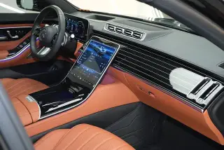 Mercedes-Benz S-Class 2023 S 450 L 4MATIC interior photo 12 Mercedes-Benz S-Class 2023 S 450 L 4MATIC interior photo 12