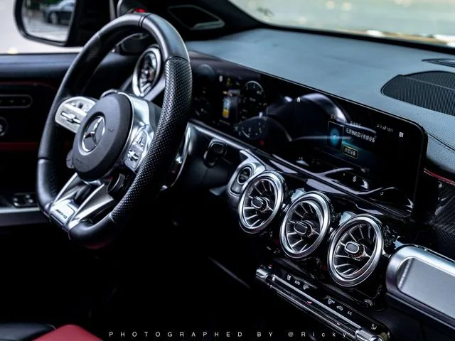 Mercedes-Benz GLB AMG 2021 AMG GLB 35 4MATIC extérieur photo 6