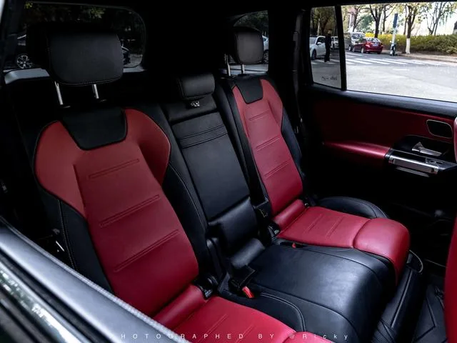 Mercedes-Benz GLB AMG 2021 AMG GLB 35 4MATIC intérieur photo 10
