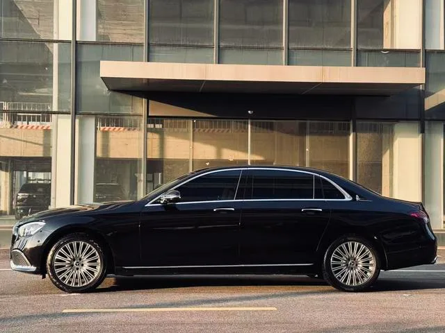 Mercedes-Benz E-Class 2022 Три изменения E 300 L Модный тип Седан интерьер фото 7 Mercedes-Benz E-Class 2022 Три изменения E 300 L Модный тип Седан интерьер фото 7