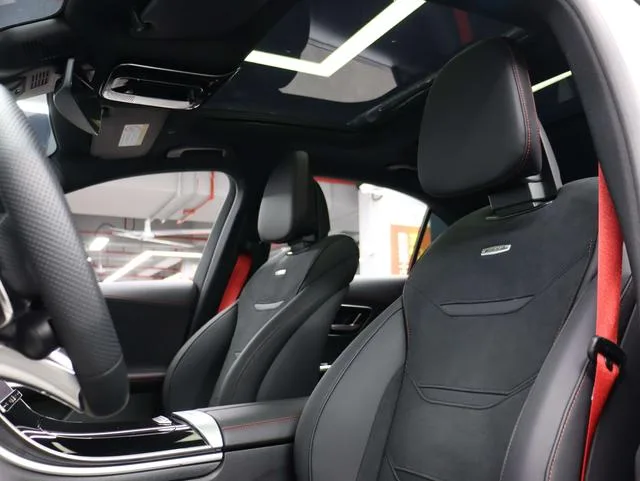 Mercedes-Benz C-Class AMG 2024 AMG C 43 4MATIC interior photo 11 Mercedes-Benz C-Class AMG 2024 AMG C 43 4MATIC interior photo 11
