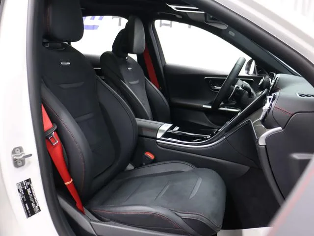Mercedes-Benz C-Class AMG 2024 AMG C 43 4MATIC interior photo 17 Mercedes-Benz C-Class AMG 2024 AMG C 43 4MATIC interior photo 17