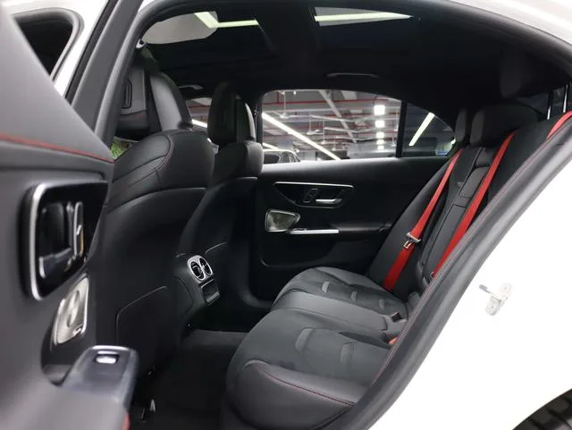 Mercedes-Benz C-Class AMG 2024 AMG C 43 4MATIC interior photo 18 Mercedes-Benz C-Class AMG 2024 AMG C 43 4MATIC interior photo 18