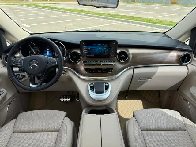 Mercedes-Benz V-Class 2022 V 260 L Edición de lujo de batalla larga exterior foto 10 Mercedes-Benz V-Class 2022 V 260 L Edición de lujo de batalla larga exterior foto 10