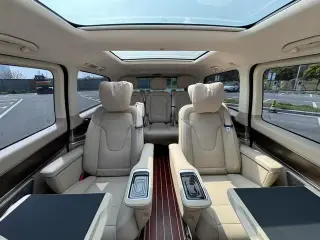 Mercedes-Benz V-Class 2022 V 260 L Edición de lujo de batalla larga interior foto 18 Mercedes-Benz V-Class 2022 V 260 L Edición de lujo de batalla larga interior foto 18