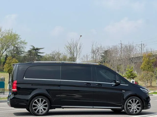 Mercedes-Benz V-Class 2022 V 260 L Edición de lujo de batalla larga interior foto 19 Mercedes-Benz V-Class 2022 V 260 L Edición de lujo de batalla larga interior foto 19