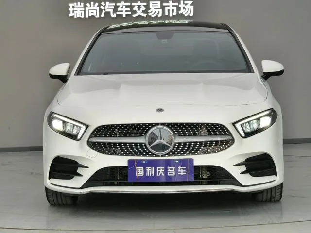 Mercedes-Benz A-Class 2023 A 200 L Sport Sedan Fashion Edition exterior photo 2 Mercedes-Benz A-Class 2023 A 200 L Sport Sedan Fashion Edition exterior photo 2