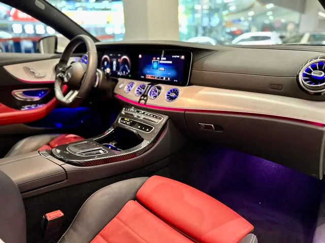 Mercedes-Benz E-Class (Imported) 2021 Restyling E 260 Coupe interior photo 8 Mercedes-Benz E-Class (Imported) 2021 Restyling E 260 Coupe interior photo 8