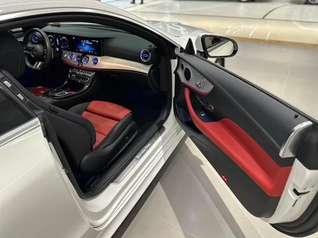 Mercedes-Benz E-Class (Imported) 2021 Restyling E 260 Coupe interior photo 10 Mercedes-Benz E-Class (Imported) 2021 Restyling E 260 Coupe interior photo 10