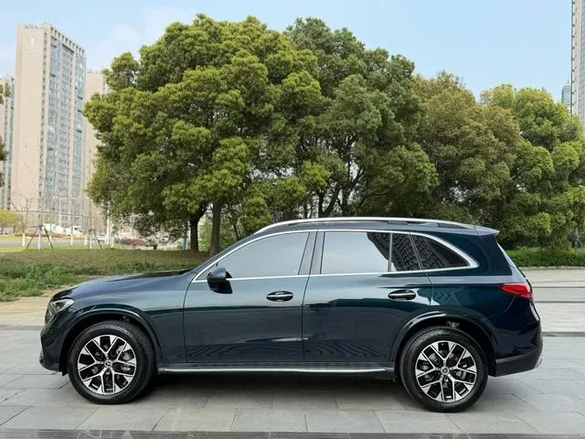 Mercedes-Benz GLC 2024 GLC 260 L 4MATIC De lujo 5 Asiento interior foto 8