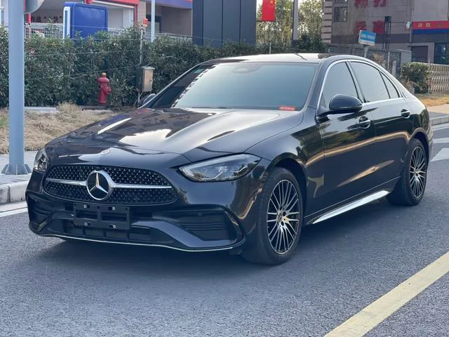 Mercedes-Benz C-Class 2022 Reforma C 260 L Versión deportiva exterior foto 1 Mercedes-Benz C-Class 2022 Reforma C 260 L Versión deportiva exterior foto 1