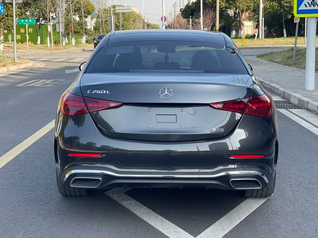 Mercedes-Benz C-Class 2022 Reforma C 260 L Versión deportiva exterior foto 5 Mercedes-Benz C-Class 2022 Reforma C 260 L Versión deportiva exterior foto 5