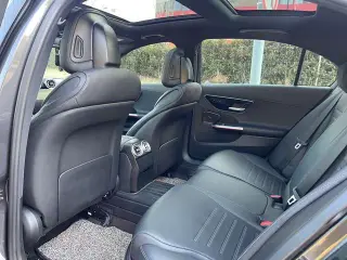 Mercedes-Benz C-Class 2022 Reforma C 260 L Versión deportiva interior foto 9 Mercedes-Benz C-Class 2022 Reforma C 260 L Versión deportiva interior foto 9