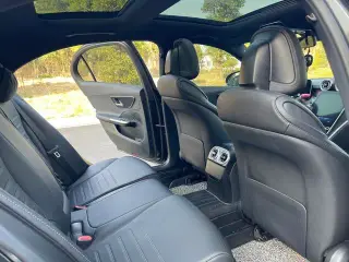 Mercedes-Benz C-Class 2022 Reforma C 260 L Versión deportiva interior foto 12 Mercedes-Benz C-Class 2022 Reforma C 260 L Versión deportiva interior foto 12