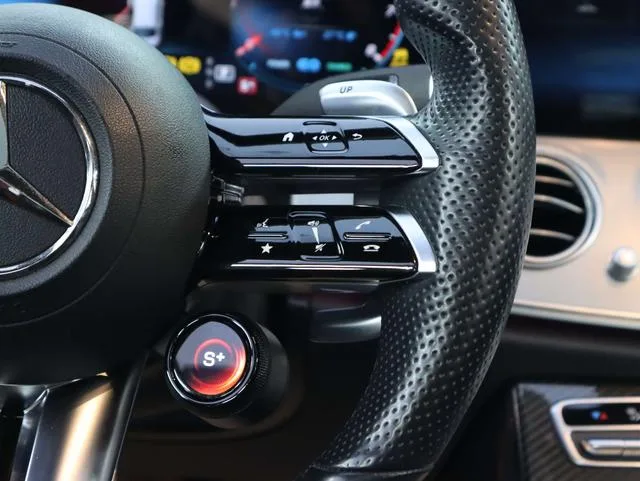 Mercedes-Benz Mercedes-AMG E-Class 2022 AMG E 53 4MATIC interior photo 15 Mercedes-Benz Mercedes-AMG E-Class 2022 AMG E 53 4MATIC interior photo 15