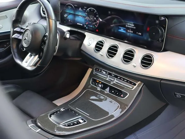 Mercedes-Benz Mercedes-AMG E-Class 2022 AMG E 53 4MATIC interior photo 17 Mercedes-Benz Mercedes-AMG E-Class 2022 AMG E 53 4MATIC interior photo 17