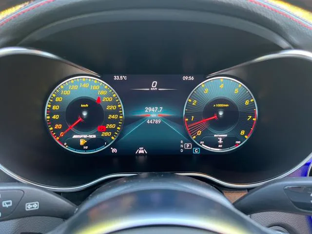 Mercedes-Benz GLC AMG 2022 AMG GLC 43 4MATIC interior photo 12 Mercedes-Benz GLC AMG 2022 AMG GLC 43 4MATIC interior photo 12
