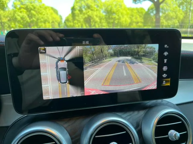 Mercedes-Benz GLC AMG 2022 AMG GLC 43 4MATIC interior photo 14 Mercedes-Benz GLC AMG 2022 AMG GLC 43 4MATIC interior photo 14