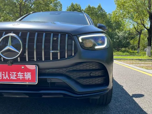Mercedes-Benz GLC AMG 2022 AMG GLC 43 4MATIC interior photo 17 Mercedes-Benz GLC AMG 2022 AMG GLC 43 4MATIC interior photo 17