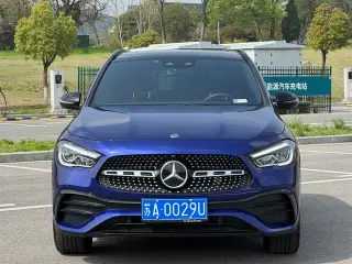 Mercedes-Benz GLA 2020 GLA 200 4MATIC extérieur photo 2 Mercedes-Benz GLA 2020 GLA 200 4MATIC extérieur photo 2