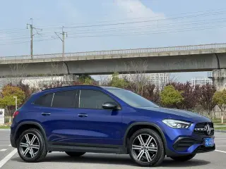 Mercedes-Benz GLA 2020 GLA 200 4MATIC extérieur photo 3 Mercedes-Benz GLA 2020 GLA 200 4MATIC extérieur photo 3